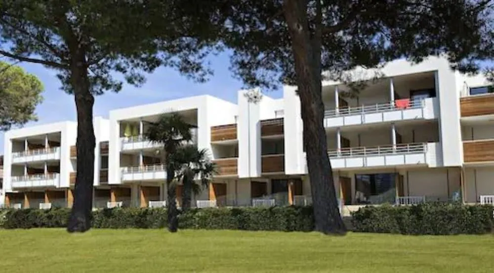 Aparthotel Vacanceole - Residence Carre Marine Mandelieu-la-Napoule