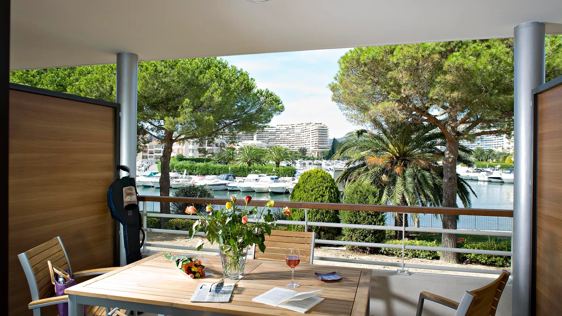 Aparthotel Vacanceole - Residence Carre Marine Mandelieu-la-Napoule