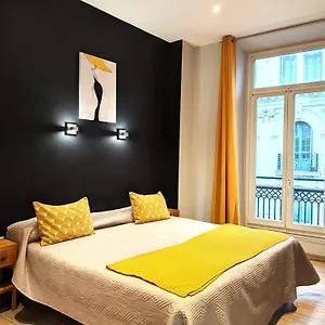 Hotel H33